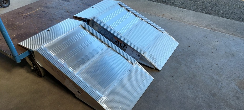 ALTEC Oprijplaat L=1000mm H=270mm 3650Kg