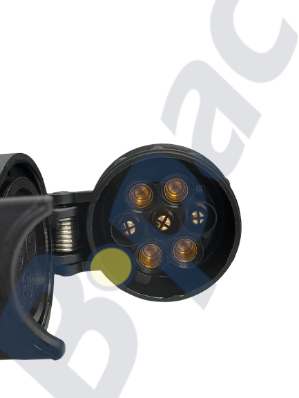 Adaptor Kort model 13-Pol. doos--> 7-Pol. Stekker